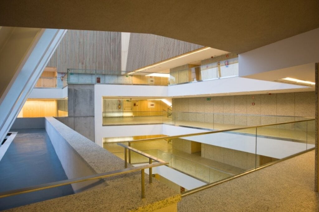 Santiago Bouzada Biurrun. Arquitecto.